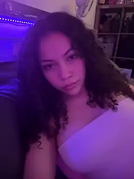 Snapshot of ladylavish chatting on 02-05-26, 06:07 ladylavish online show from 02-05-26, 06:07