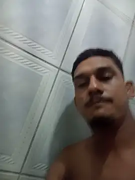 Snapshot of Leao chatting on 06-14-26, 12:30 Leao online show from 06-14-26, 12:30