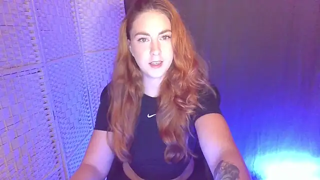 Snapshot of KayleyxEmily chatting on 11-26-25, 09:05 KayleyxEmily online show from 11-26-25, 09:05