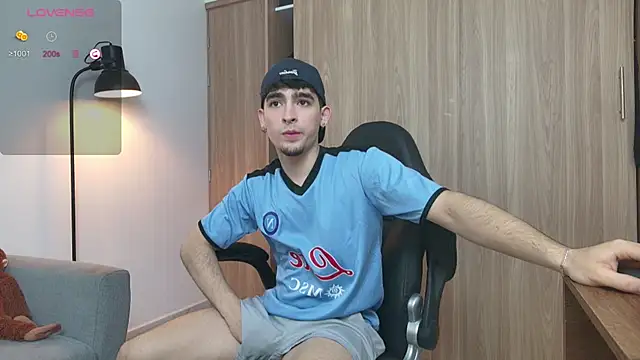 Snapshot of zenn_rush1 chatting on 02-12-25, 01:27 zenn rush1 online show from 02-12-25, 01:27