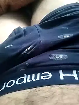 Snapshot of momoh chatting on 01-19-25, 12:50 momoh online show from 01-19-25, 12:50