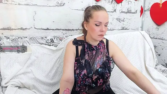 fiery stella online show from 03-16-25, 06:53