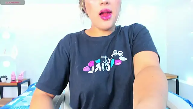 julietha taylor online show from 02-05-25, 02:51