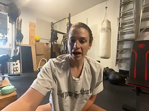 MissSwitch online show from 12-06-24, 07:23