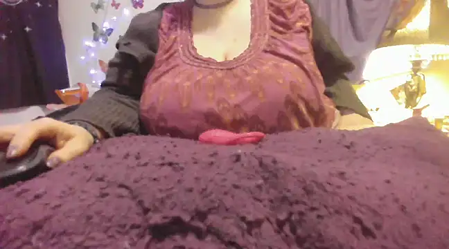 Alli Kat online show from 01-24-25, 08:23