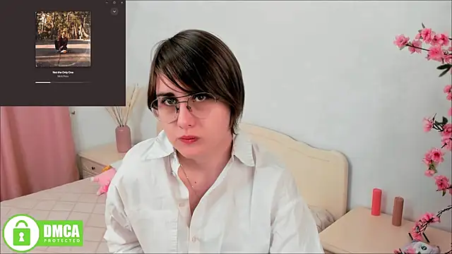 Snapshot of Funny_bunnyy chatting on 12-19-24, 09:06 Funny bunnyy online show from 12-19-24, 09:06