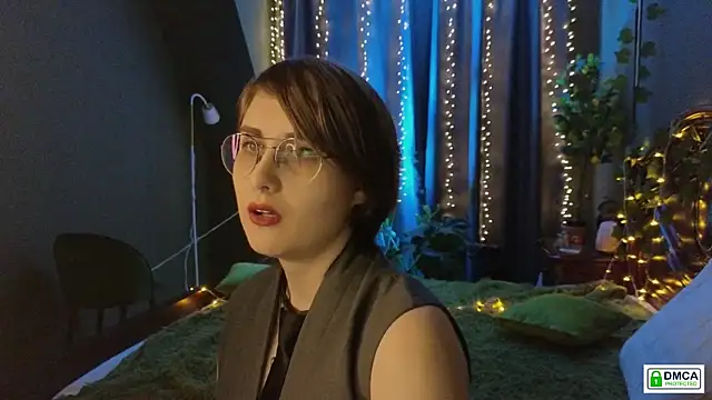 Snapshot of Funny_bunnyy chatting on 01-20-25, 08:18 Funny bunnyy online show from 01-20-25, 08:18