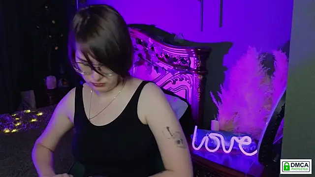 Snapshot of Funny_bunnyy chatting on 02-10-25, 11:55 Funny bunnyy online show from 02-10-25, 11:55