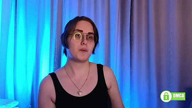 Snapshot of Funny_bunnyy chatting on 03-03-25, 02:47 Funny bunnyy online show from 03-03-25, 02:47