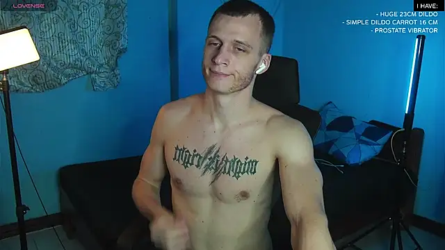 Snapshot of mickeypict chatting on 02-19-25, 12:00 mickeypict online show from 02-19-25, 12:00