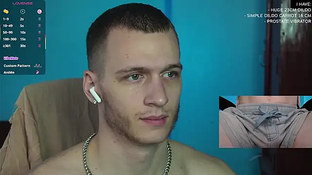 Snapshot of mickeypict chatting on 03-01-25, 04:15 mickeypict online show from 03-01-25, 04:15