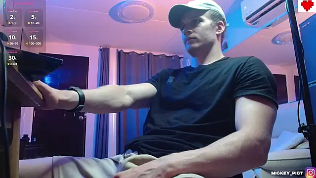 Snapshot of mickeypict chatting on 11-10-25, 08:24 mickeypict online show from 11-10-25, 08:24