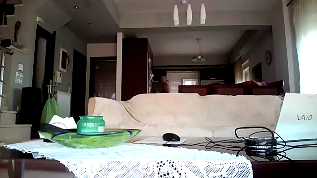 Snapshot of Kalia_Cross chatting on 11-12-25, 06:47 Kalia Cross online show from 11-12-25, 06:47