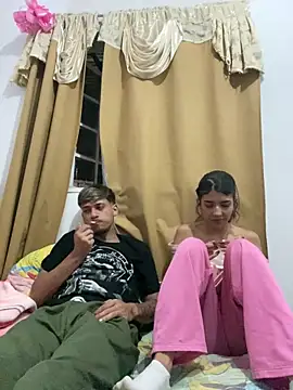 Snapshot of Rouuus12 chatting on 02-21-26, 02:01 Rouuus12 online show from 02-21-26, 02:01