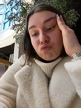 SuzieMurray online show from 12-17-24, 12:22