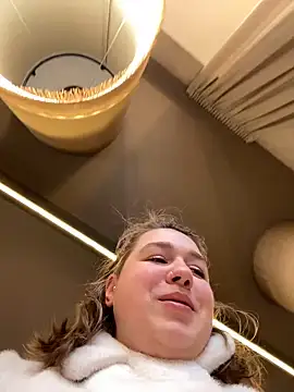 SuzieMurray online show from 02-18-25, 08:16