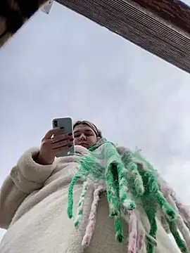 SuzieMurray online show from 02-25-25, 08:14