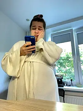 SuzieMurray online show from 09-19-25, 10:27