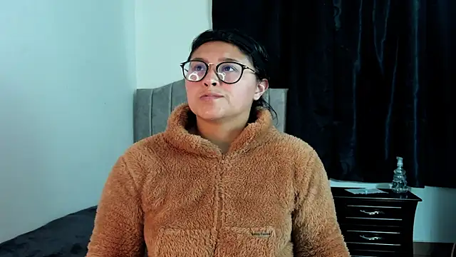 Snapshot of lorymoon chatting on 12-26-24, 07:16 lorymoon online show from 12-26-24, 07:16