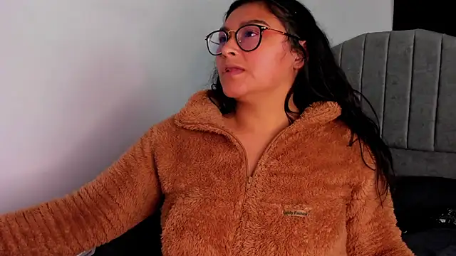 Snapshot of lorymoon chatting on 12-27-24, 01:22 lorymoon online show from 12-27-24, 01:22