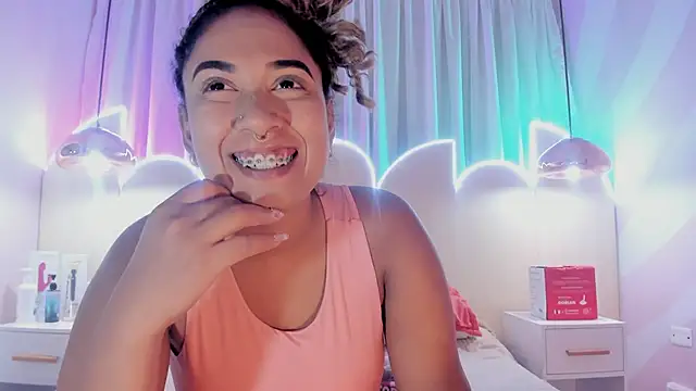 Snapshot of Laurentdupont04 chatting on 09-12-25, 03:17 Laurentdupont04 online show from 09-12-25, 03:17