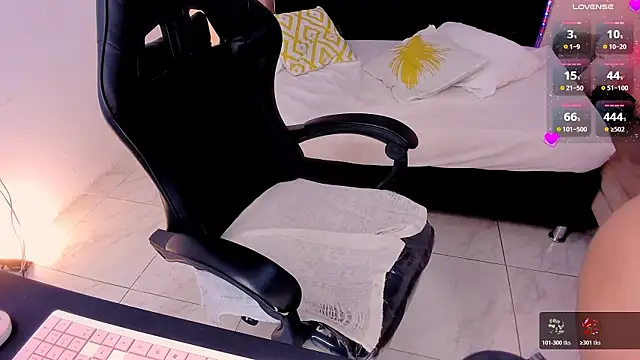 Snapshot of Kendra_Kait chatting on 02-16-26, 12:18 Kendra Kait online show from 02-16-26, 12:18