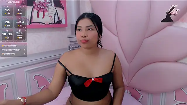 Snapshot of lauren_sofia19 chatting on 12-11-24, 10:03 lauren sofia19 online show from 12-11-24, 10:03