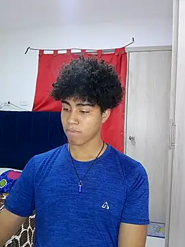 Snapshot of sexy_diamante_ chatting on 01-18-26, 10:13 sexy diamante online show from 01-18-26, 10:13