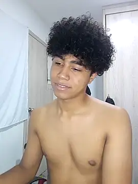 Snapshot of sexy_diamante_ chatting on 02-10-26, 08:07 sexy diamante online show from 02-10-26, 08:07