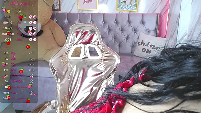 Snapshot of Laia_angel_b chatting on 01-12-25, 10:02 Laia angel b online show from 01-12-25, 10:02