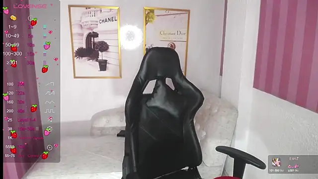 Snapshot of Laia_angel_b chatting on 01-29-25, 03:22 Laia angel b online show from 01-29-25, 03:22