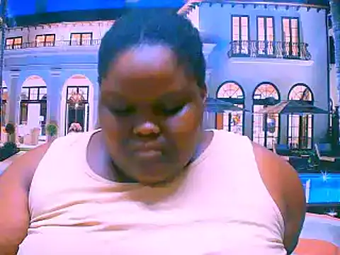 Snapshot of EbonyHotBuns chatting on 10-22-25, 06:46 EbonyHotBuns online show from 10-22-25, 06:46