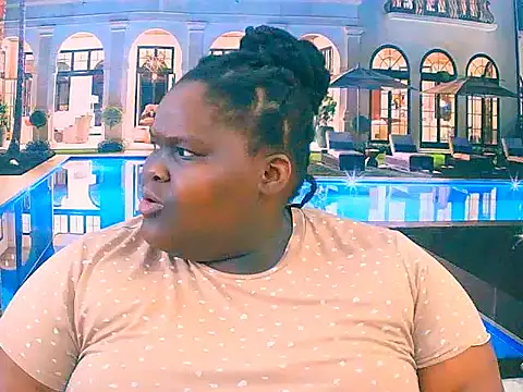 Snapshot of EbonyHotBuns chatting on 11-24-25, 07:08 EbonyHotBuns online show from 11-24-25, 07:08