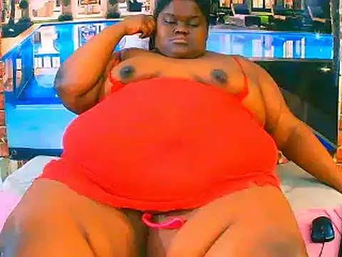 EbonyHotBuns online show from 05-14-26, 06:53