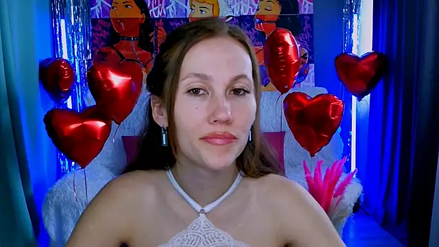 Snapshot of MichelleOrtis chatting on 03-08-25, 06:21 MichelleOrtis online show from 03-08-25, 06:21