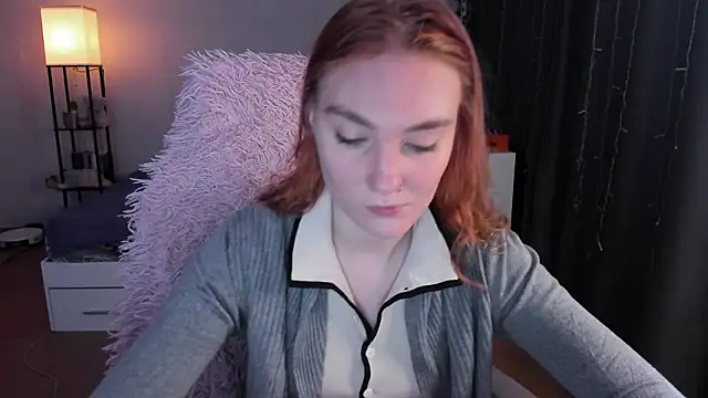 Snapshot of ReddHotPipper chatting on 02-04-26, 03:23 ReddHotPipper online show from 02-04-26, 03:23