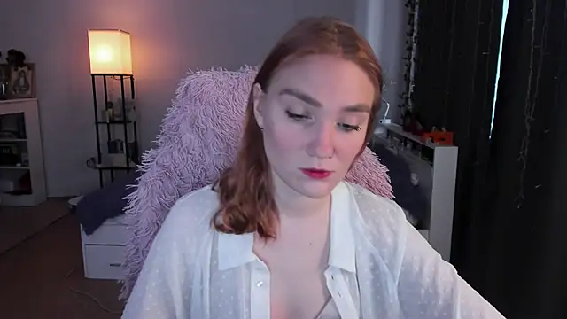 Snapshot of ReddHotPipper chatting on 02-19-26, 03:35 ReddHotPipper online show from 02-19-26, 03:35