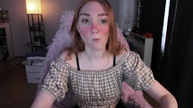 Snapshot of ReddHotPipper chatting on 03-09-26, 03:43 ReddHotPipper online show from 03-09-26, 03:43