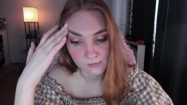 Snapshot of ReddHotPipper chatting on 03-10-26, 04:06 ReddHotPipper online show from 03-10-26, 04:06