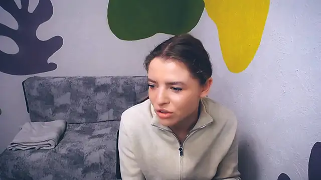 Snapshot of MissOliviaa_ chatting on 12-02-25, 07:36 MissOliviaa online show from 12-02-25, 07:36