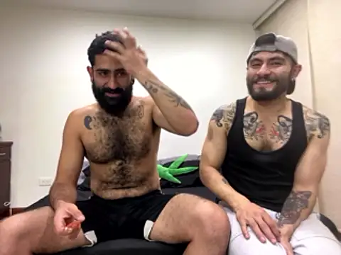 Snapshot of Drogamma chatting on 01-08-26, 04:37 Drogamma online show from 01-08-26, 04:37