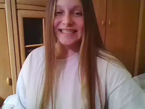 Evasapples online show from 01-31-25, 10:10