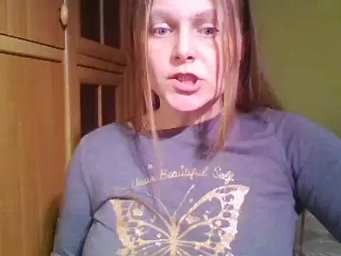 Evasapples online show from 02-15-25, 06:55