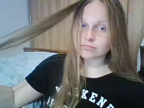 Evasapples online show from 03-09-25, 07:59