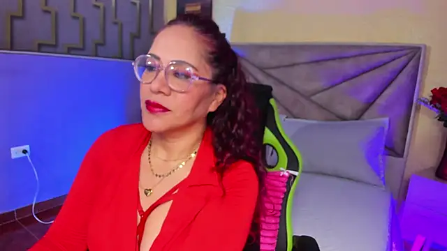 Snapshot of maria_paulac chatting on 09-27-25, 05:01 maria paulac online show from 09-27-25, 05:01