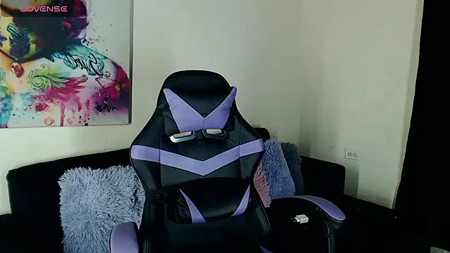 Realbadbxtch online show from 12-28-24, 01:08