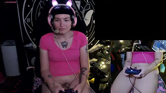 BrandiWRLD 999 online show from 12-24-24, 03:16