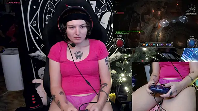 BrandiWRLD 999 online show from 12-26-24, 01:07