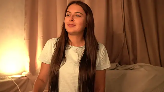 elisa moon online show from 09-26-25, 04:11