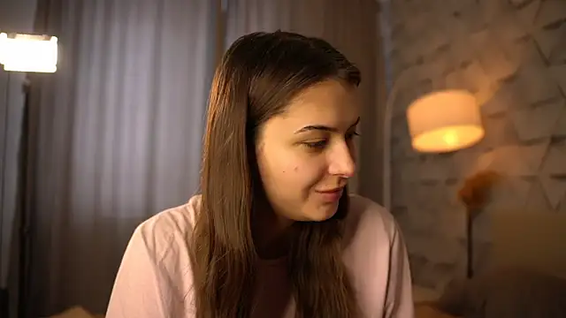 Snapshot of elisa_moon chatting on 02-08-26, 09:23 elisa moon online show from 02-08-26, 09:23